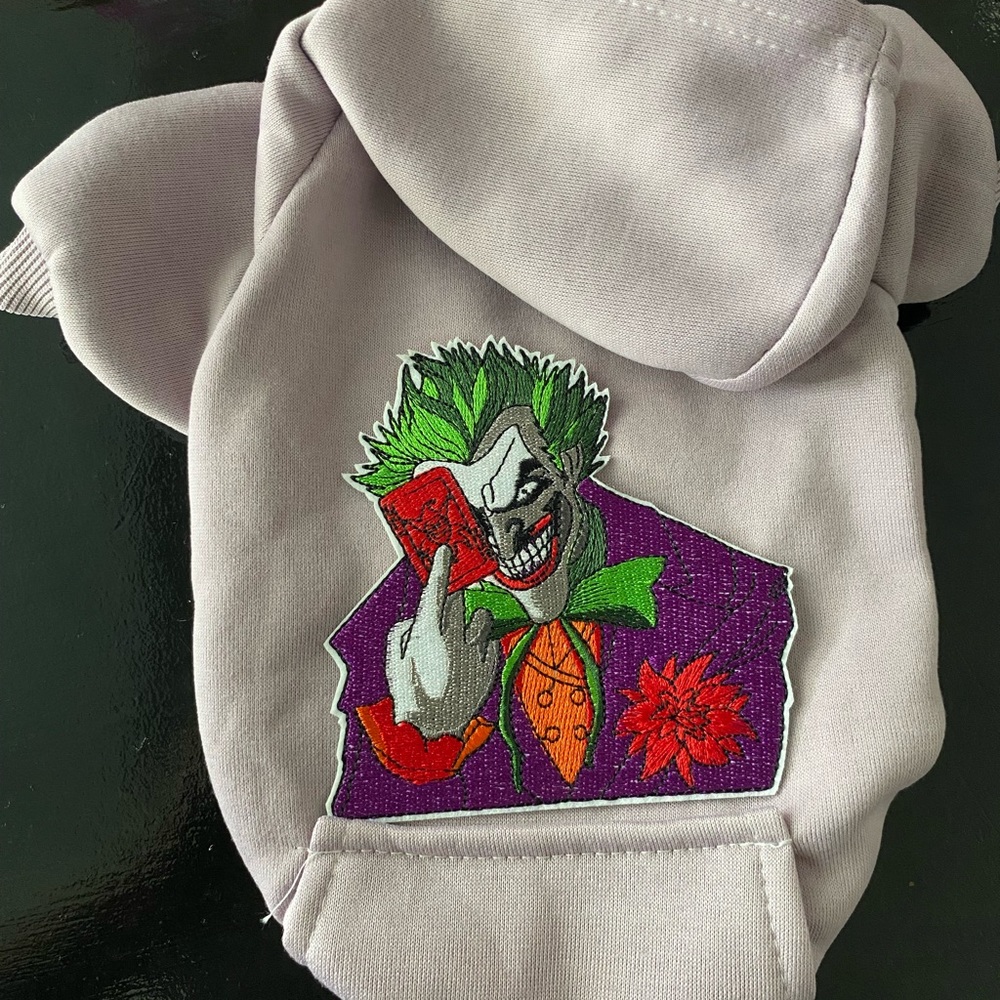 Joker cards movie dog hoodie large M purple 80s pop fun comedy Batman villain